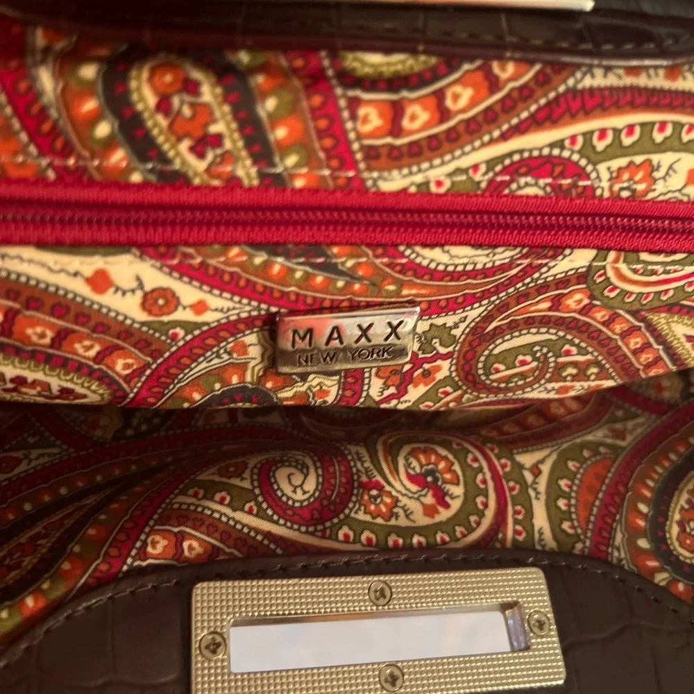 Purse - Picture 4 of 4